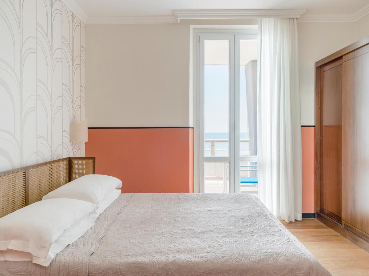 Hotel Riviera Anzio Exteriör bild